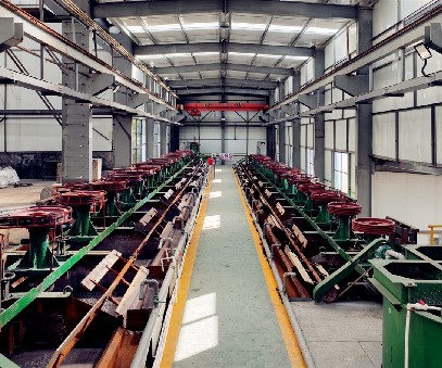 三班接力，晝夜不息｜王家河選礦廠里的堅守與傳承